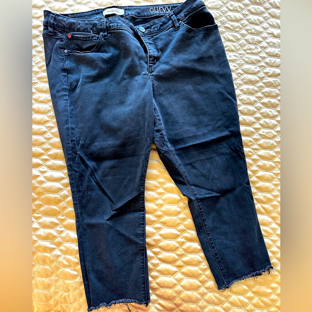 Slink Jeans Faded Black Capri